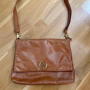 Tory Burch Dena Messenger Bag